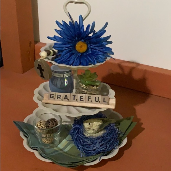 Other - Farmhouse Metal three tier stand with decor
